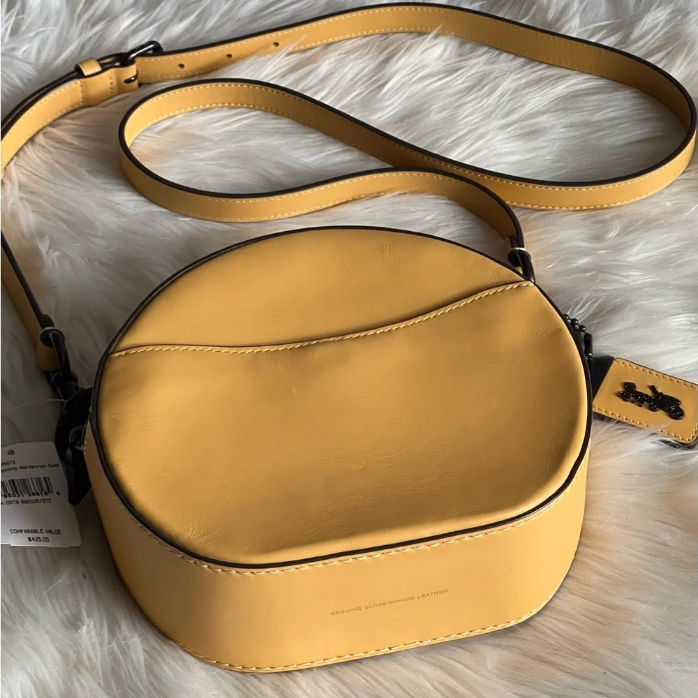 35844 - Coach Canteen Crossbody - Picture 6 of 12